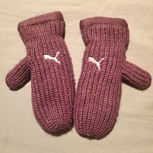 Puma warm purple mittens